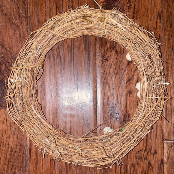 10” round brown twiggy wreath with pearl white berry ball ornaments small decor - Picture 5 of 6